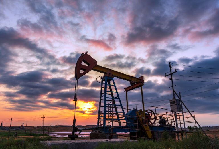 Oil drilling rig in the Permian Basin representing US energy drilling fund investments